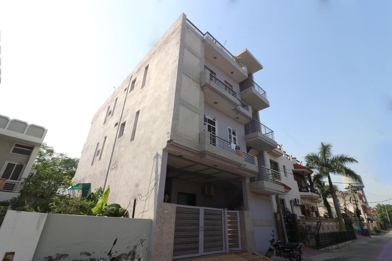 Oyo Flagship Mann Bed And Breakfast Rājpura Екстериор снимка
