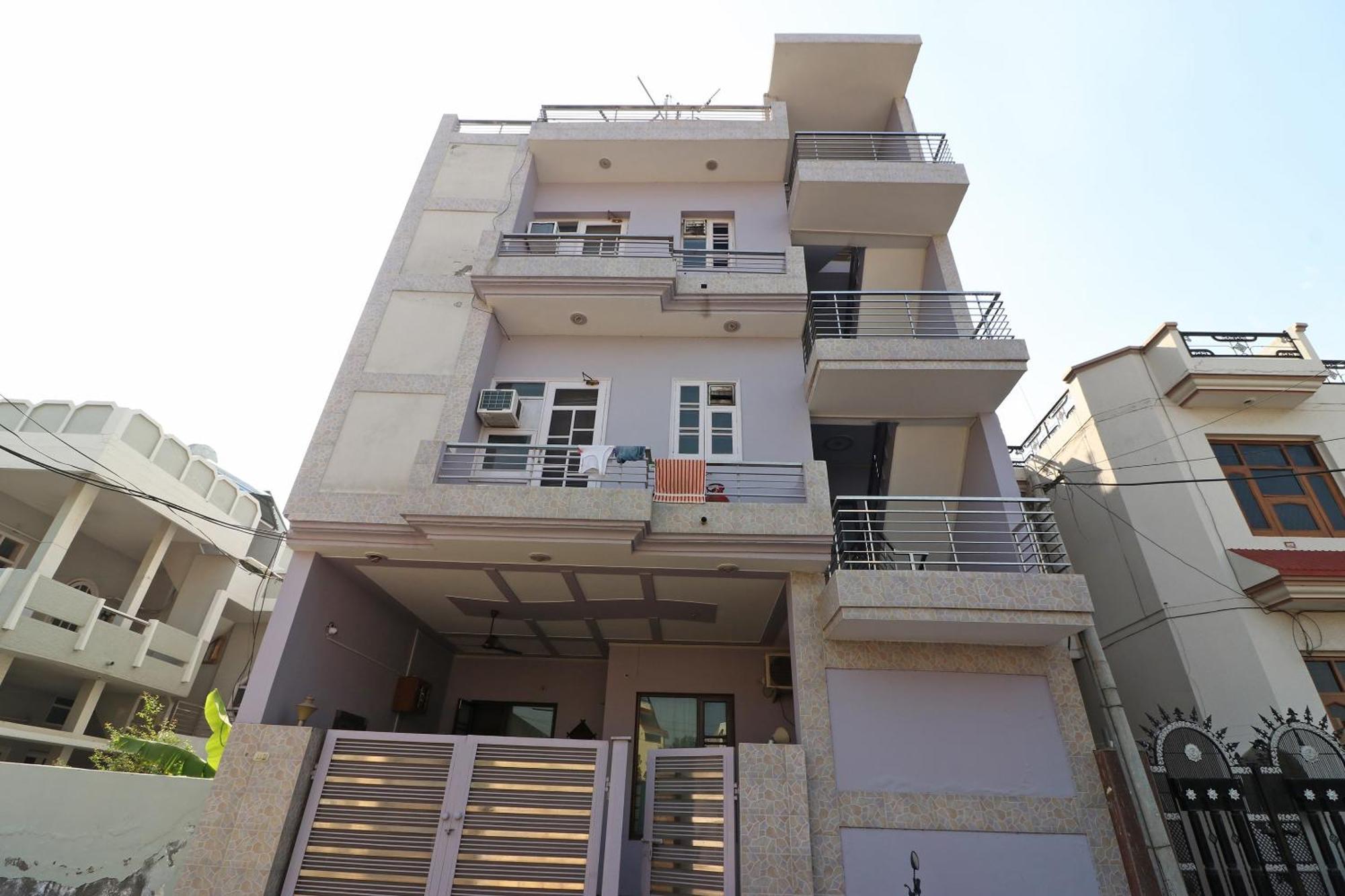 Oyo Flagship Mann Bed And Breakfast Rājpura Екстериор снимка